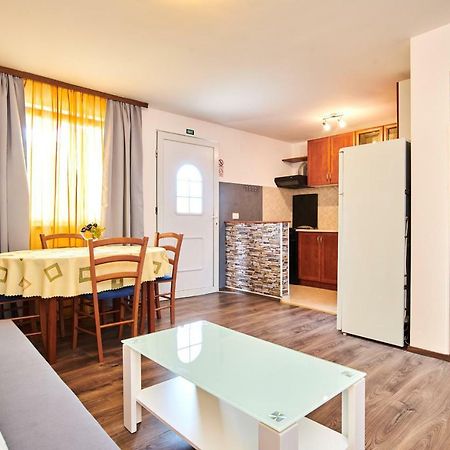 Appartement App Sverko à Vilanija Extérieur photo