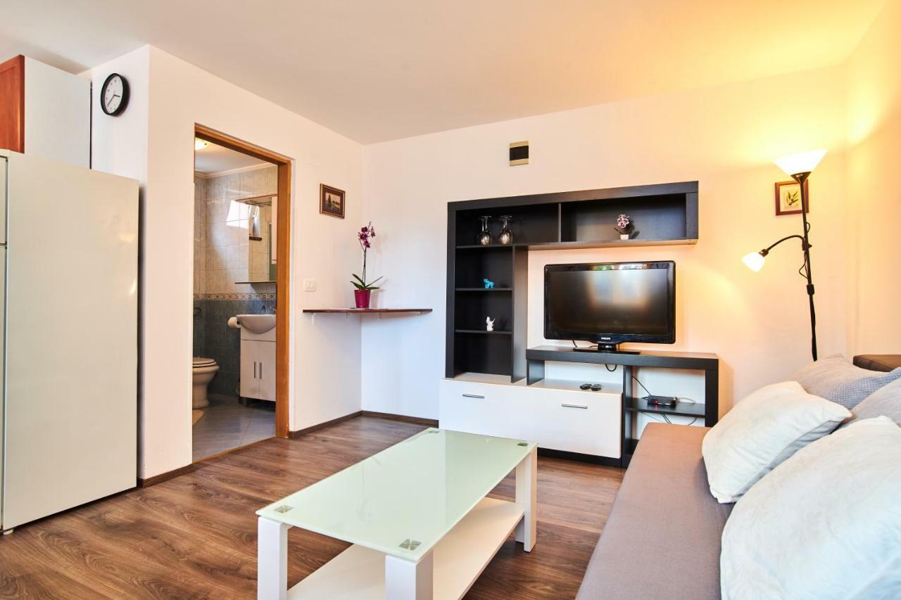 Appartement App Sverko à Vilanija Extérieur photo